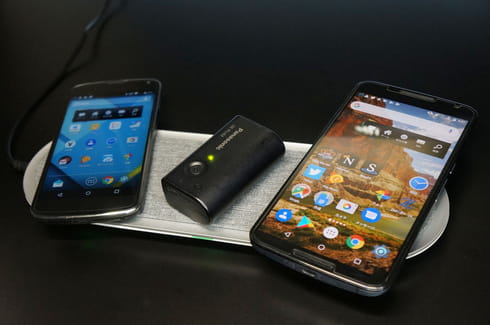 3台同時Qi充電可能なLeconeトリプルワイヤレス充電器のレビュー！