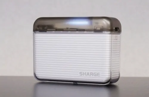 軽さ、速さ、安全性、全てを兼ね備えたSHARGE Flowモバイルバッテリーのレビュー！