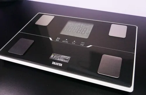 スマホ連携可能なタニタ 体組成計BC-768をレビュー！データ自動記録でラクラク健康管理！