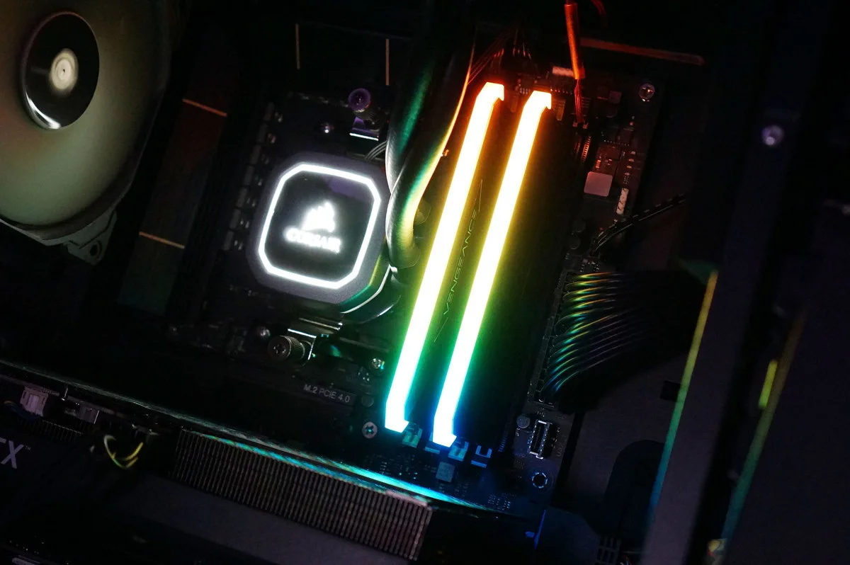 CORSAIRメモリ DDR4-64GB VENGEANCE RGBのレビュー！2666Mhzと