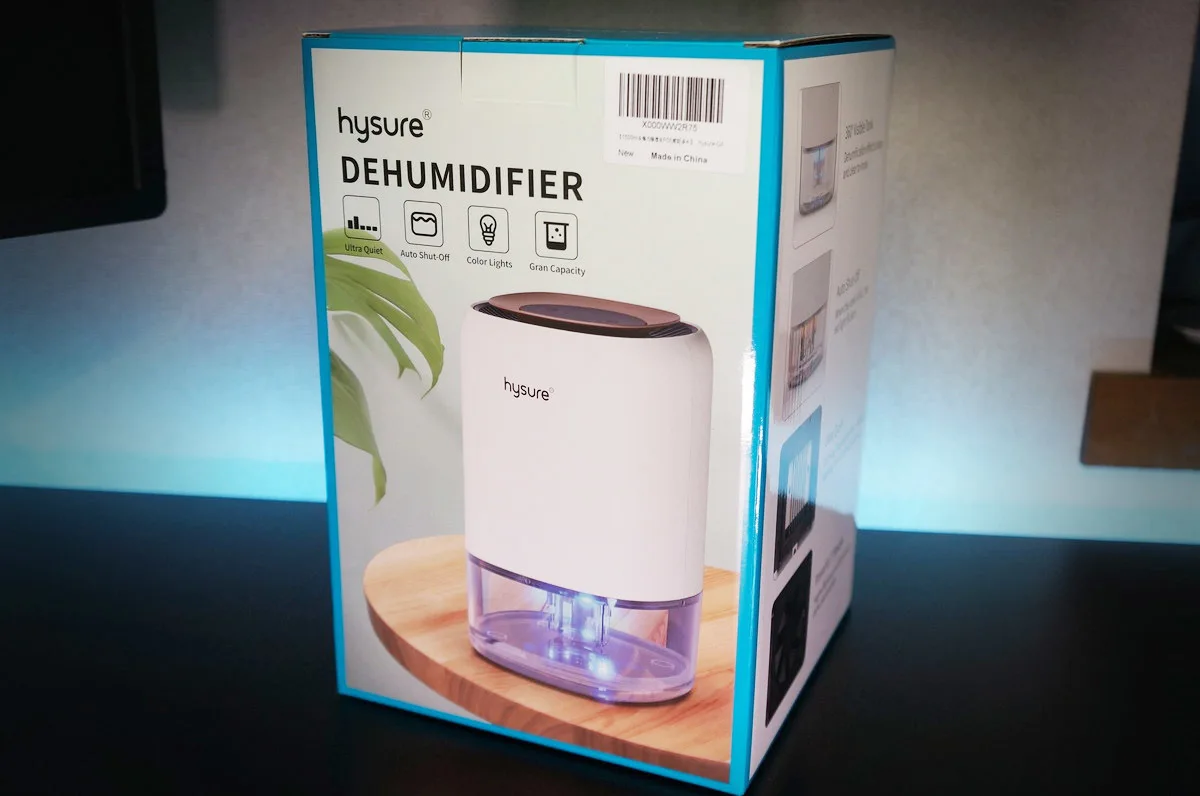 【未使用・未開封品】PRETYDAY 除湿機　ペルチェ式 送料込 PRETYDAY 電気除湿機 大容量2.8L 20畳まで対応 ペルチェ式