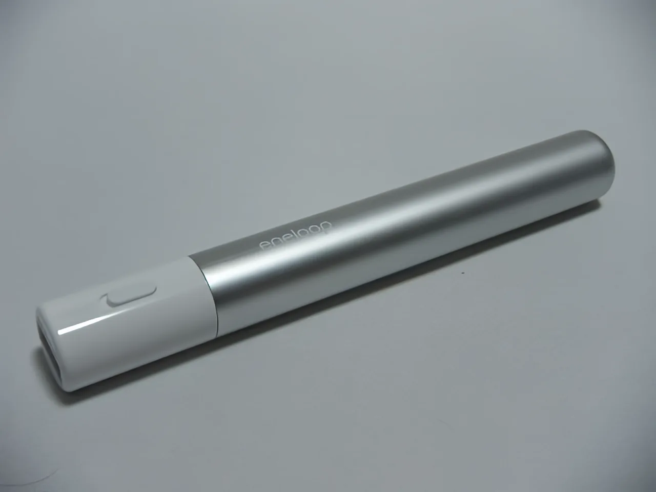 USB出力付ハンディ電源eneloop stick boosterを買ってみた！ - ShopDD