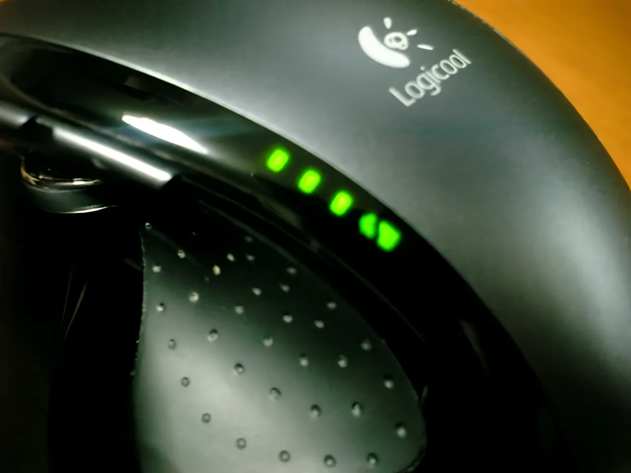 送料無料 MX Revolution MXレボリューション Logicool Logicoolの世界最先端を行くマウス「MX Revolution」を買って