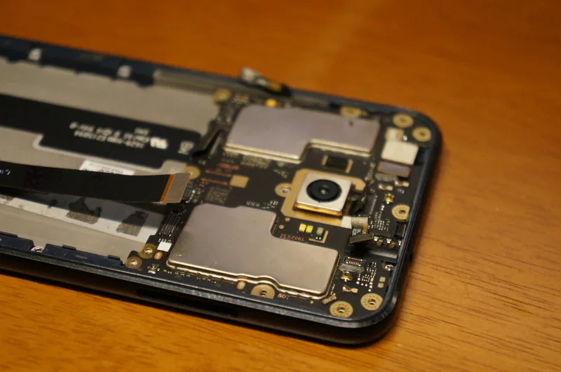 Zenfone3のガラスが割れたので自分でフロントパネルを交換した話