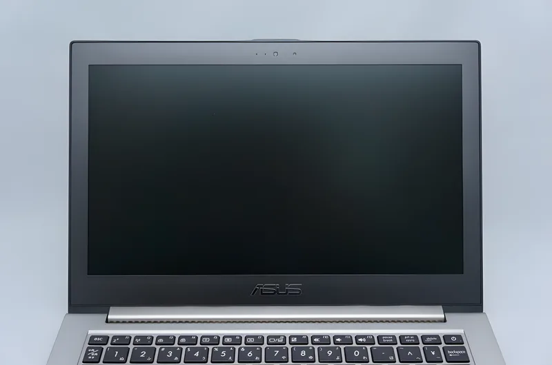 その他ノートPC本体 ASUS ZenBook UX31A ASUS、タッチパネルを採用した13.3型Ultrabook「ZENBOOK Touch