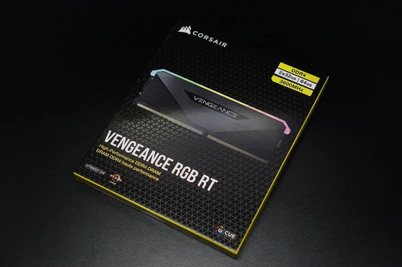 Corsair RGB 64GB DDR4メモリー Amazon.com: CORSAIR VENGEANCE RGB RS 64GB (2x32GB) DDR4 3200