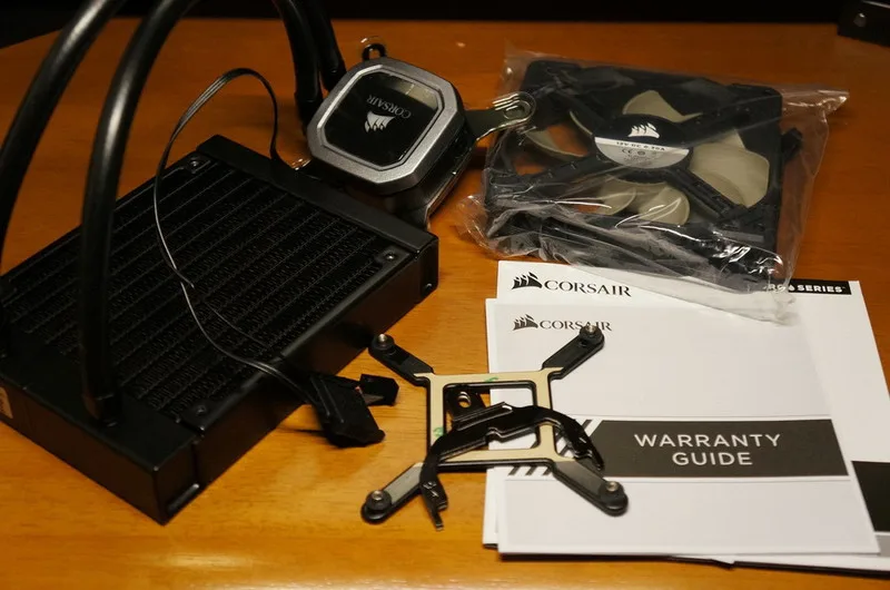 CORSAIR 簡易水冷CPUクーラーH60の新旧を比較してみました