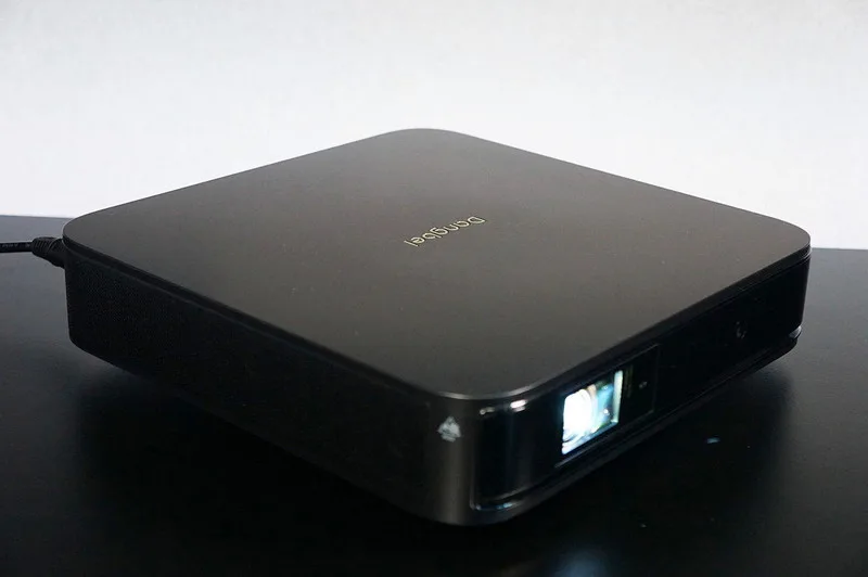 【極美品】Dangbei Atom プロジェクター Google TV搭載 Dangbei（ダンベイ） Atom | グーグルTV & Netflix内蔵、業界初