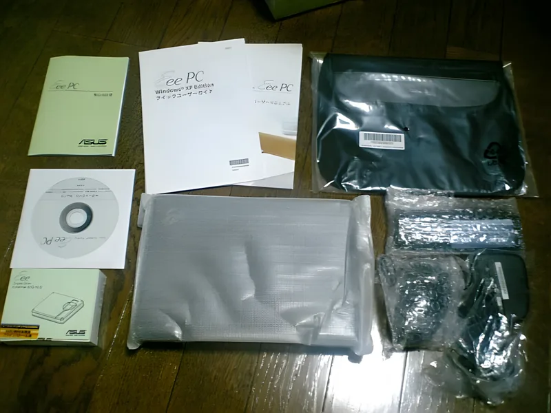 ウルトラモバイルPCのASUS Eee PC 701SD-Xを買ってみた！ - ShopDD
