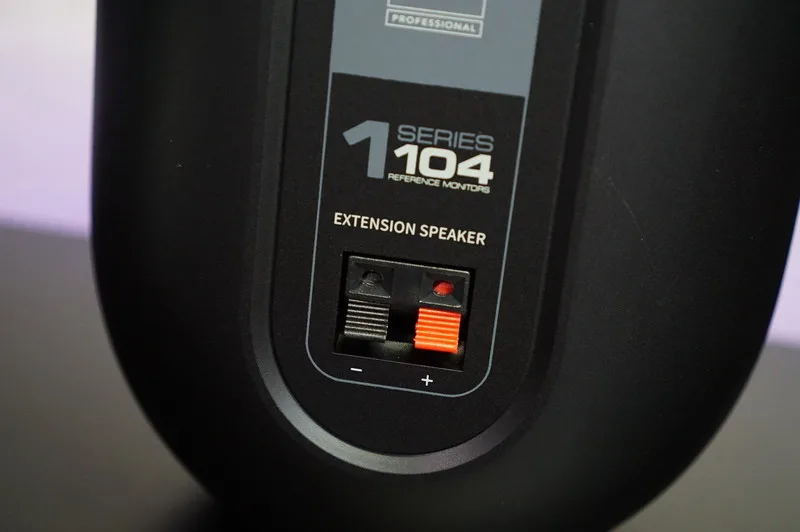 JBL Professional スピーカー 104-BTW-Y3のレビュー！PC用スピーカーに