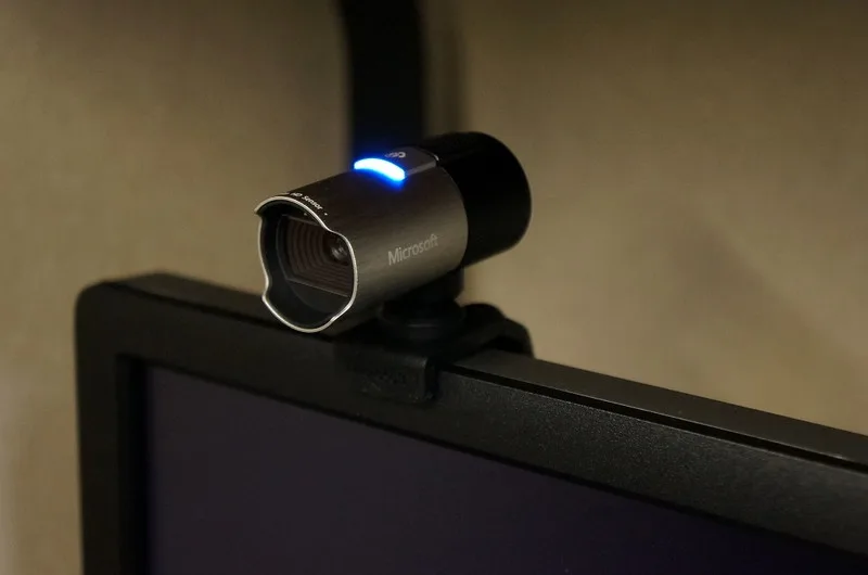 【新品・未開封】Microsoft LifeCam Studio Webカメラ Amazon.co.jp: マイクロソフト LifeCam Studio Q2F-00021 : webカメラ