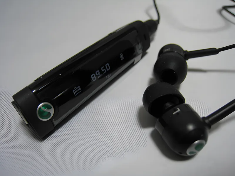 海外のAmazonでSonyのBluetoothワイヤレスヘッドセットMW600を