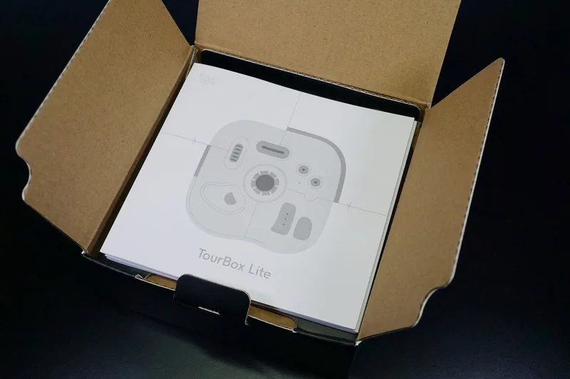 最強の左手デバイスTourBoxのエントリーモデル！TourBox Liteの