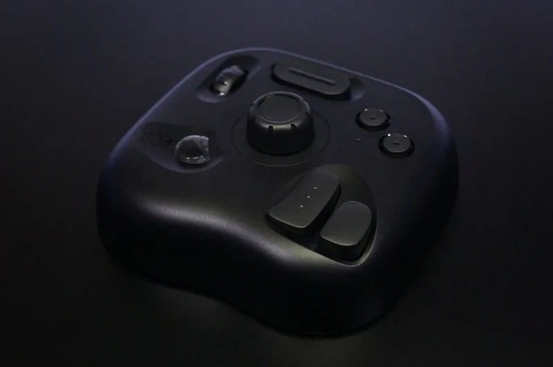 最強の左手デバイスTourBoxのエントリーモデル！TourBox Liteの