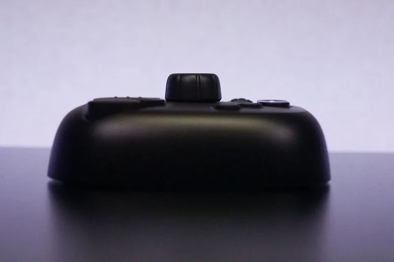 TourBox Lite ブラック TourBox Liteーーシリーズ最安・最軽量。TourBox初心者に最適な