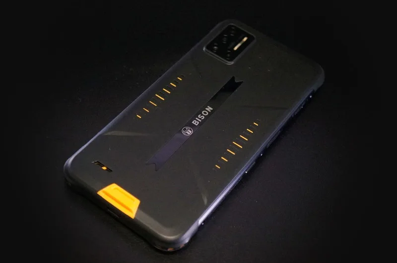 タフネススマホ　ユミデジ　バイソン UMIDIGI、新シリーズBISON登場！タフネススマホらしき見た目と4