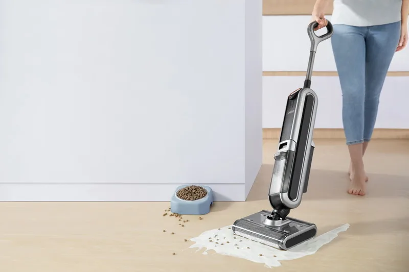 乾湿両用スティッククリーナーUWANT X100の製品情報とセール情報