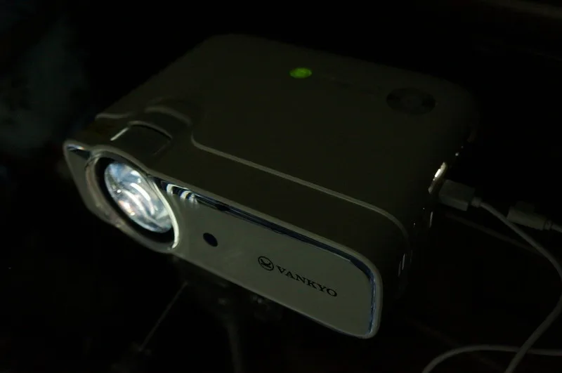 相性最高！VANKYOのプロジェクター Leisure 430XXとFireTV Stick