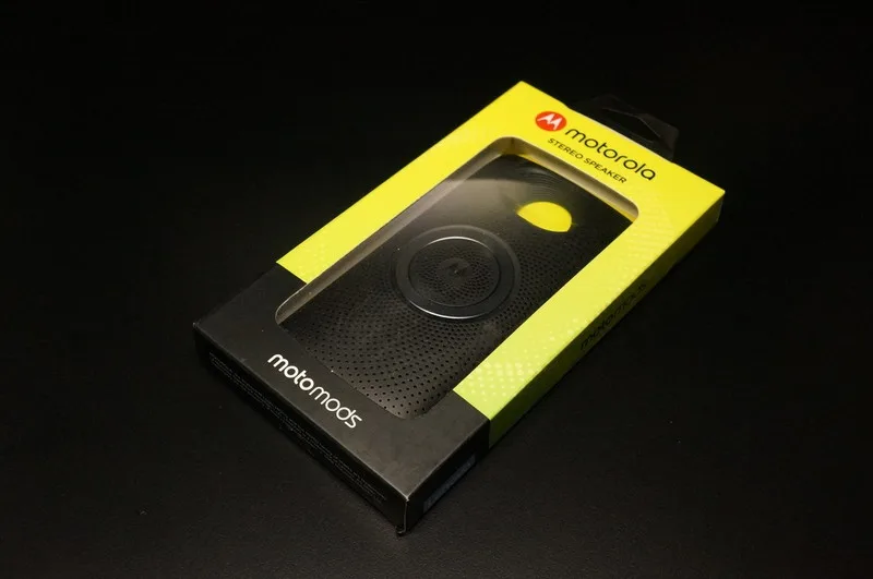 モトローラ　moto mods　スピーカー 日本未発売のモトローラのMoto Modsスピーカーを買ったみた